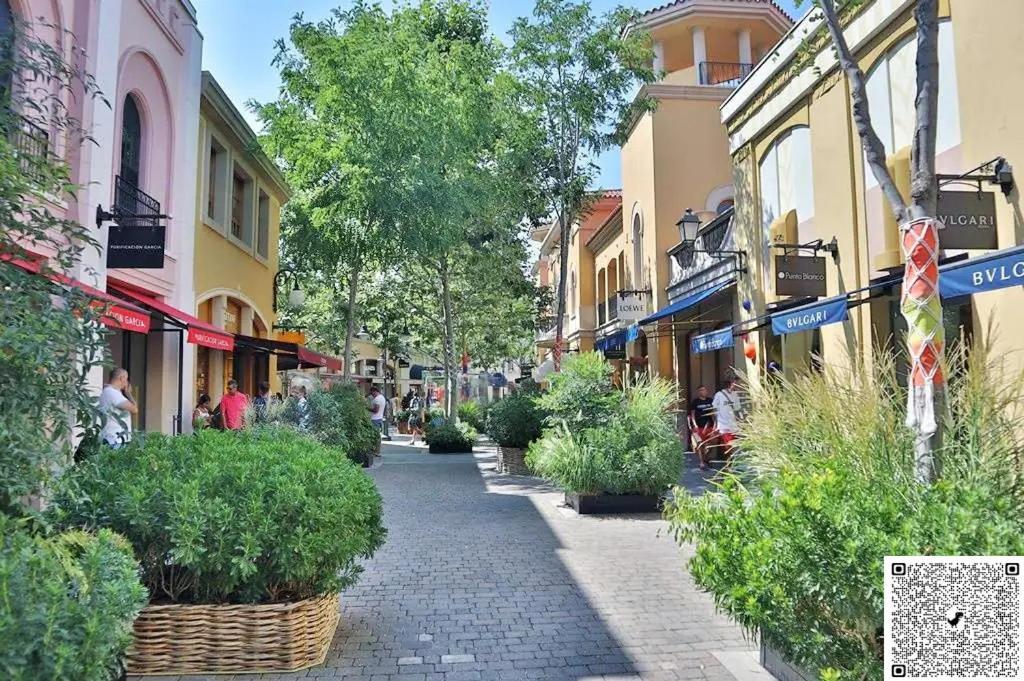 Rozas Centro Con Parking Incluido *